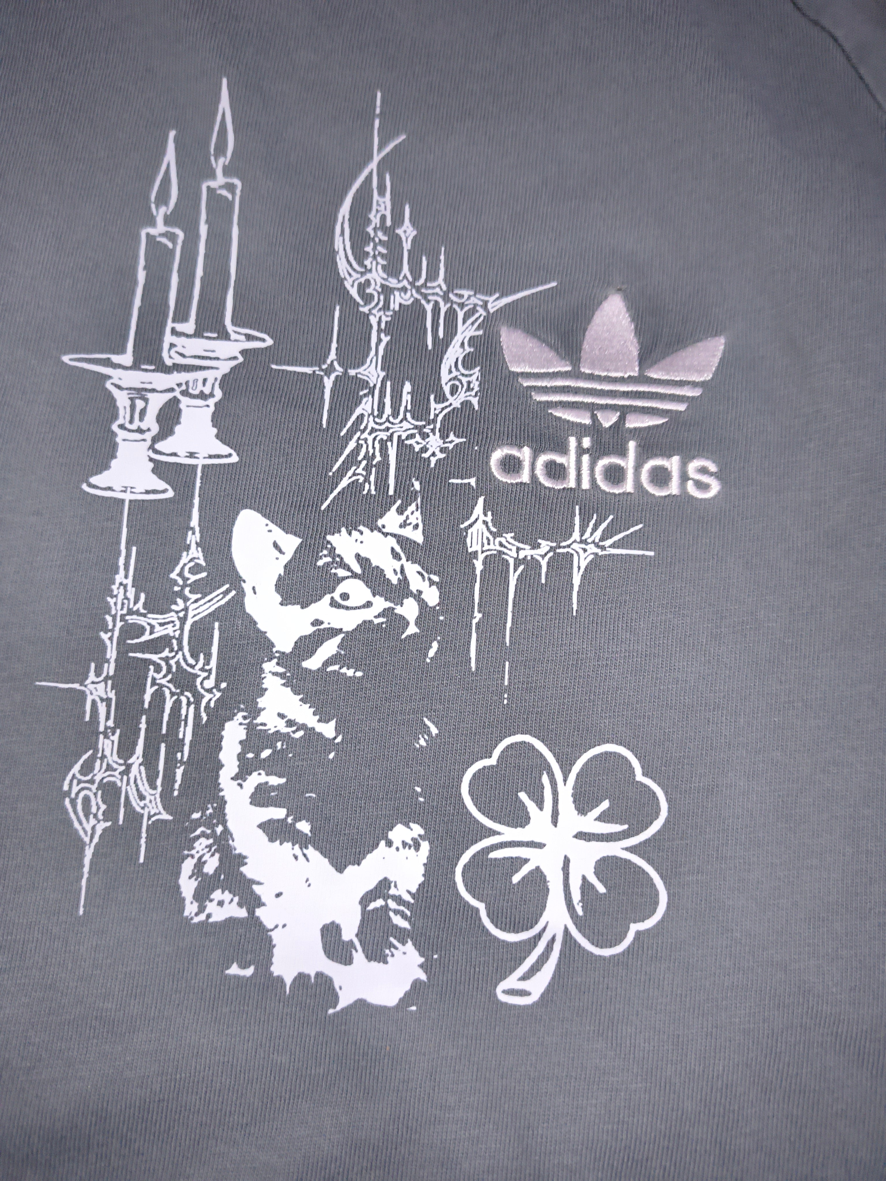 #6 Y2K GRAY ADIDAS SHIRT